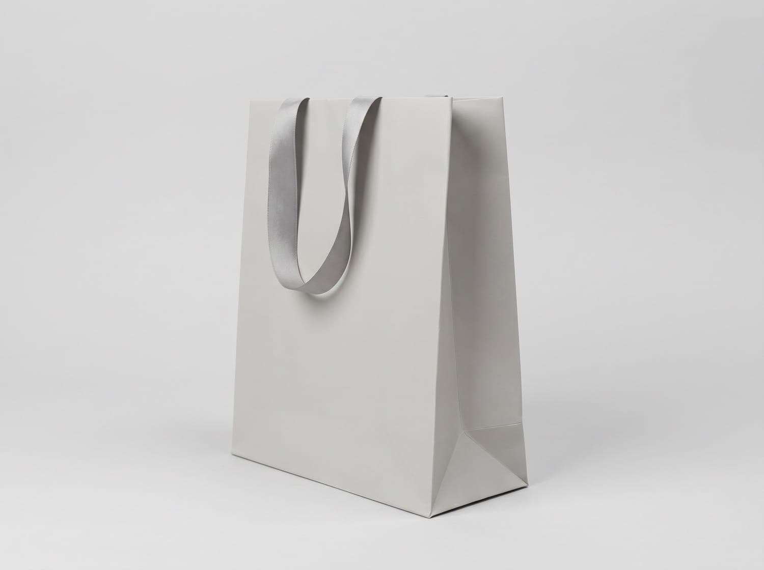 Paper bag — side profile (alt)
